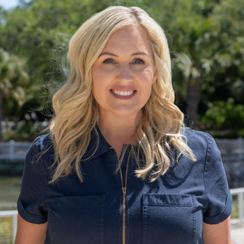 Portrait of Mindi Barney, Sales Associate, Realtor ®